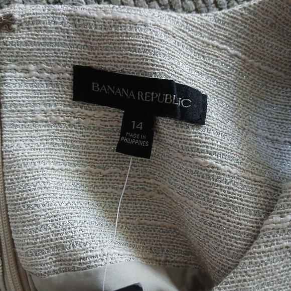 NWT Banana Republic Beige Peplum Top Size 14 Sleeveless - Picture 7 of 10